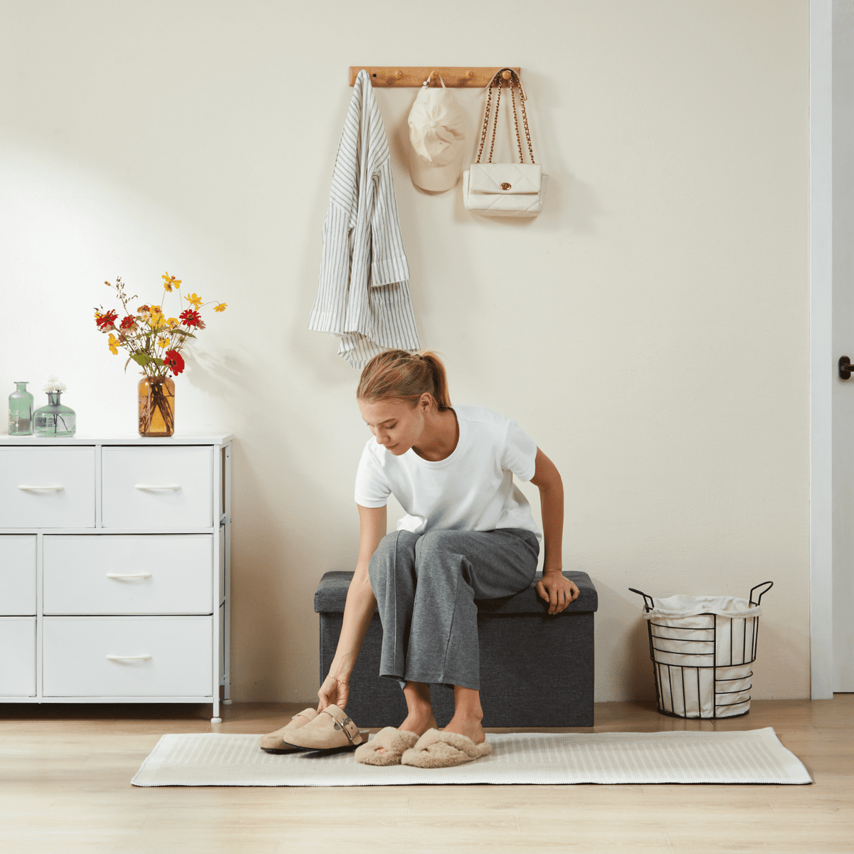 30 in Folding Storage Ottoman Bench, Fabric, Holds 660 lb, Gray - Image 5