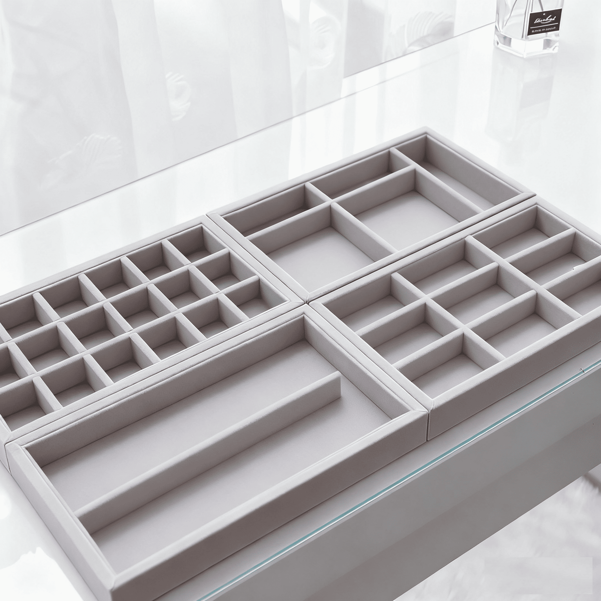Stackable Velvet Jewellery Tray for Rings, Earrings and Necklaces - Image 4