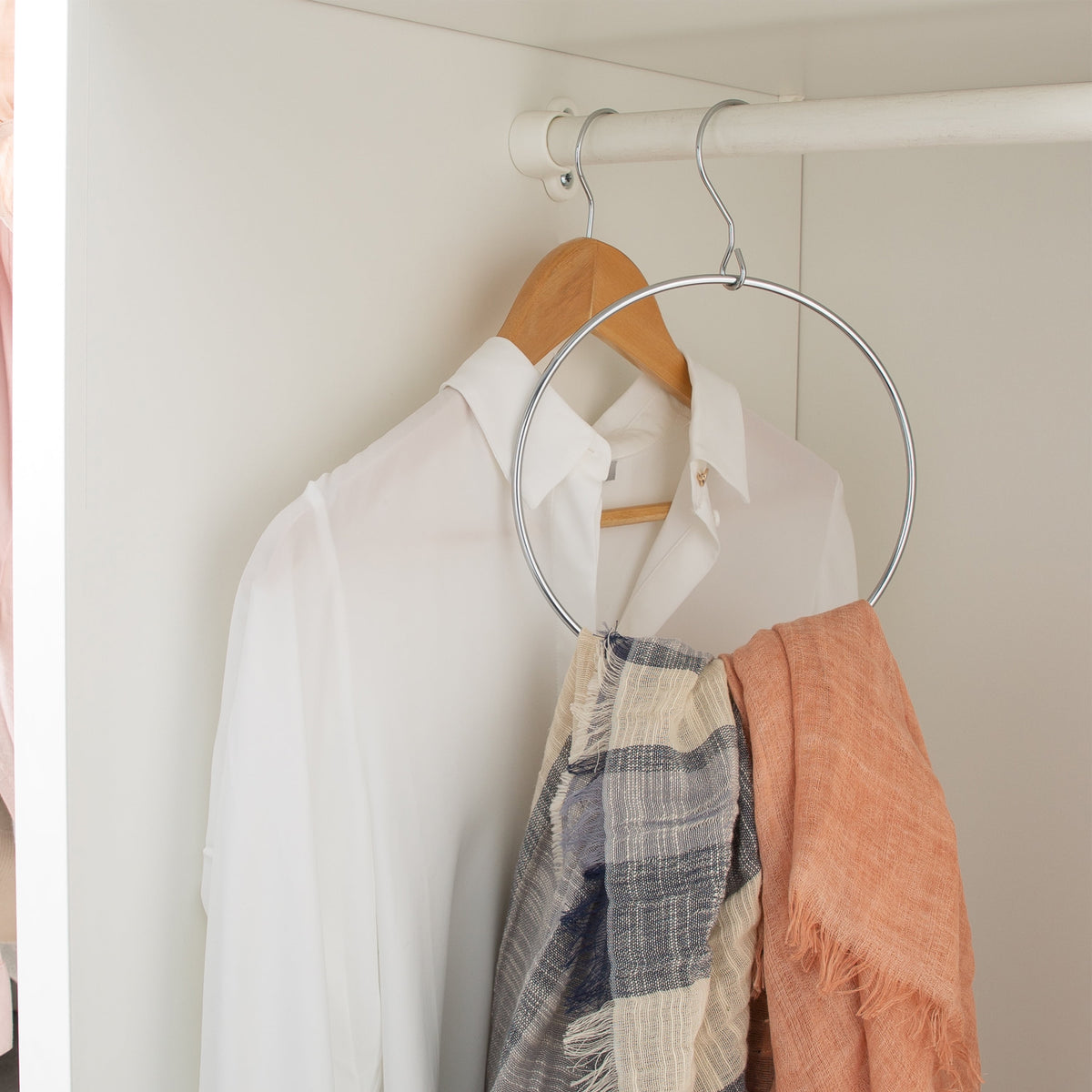 Chrome Belt and Scarf Hanger Ring - Image 2